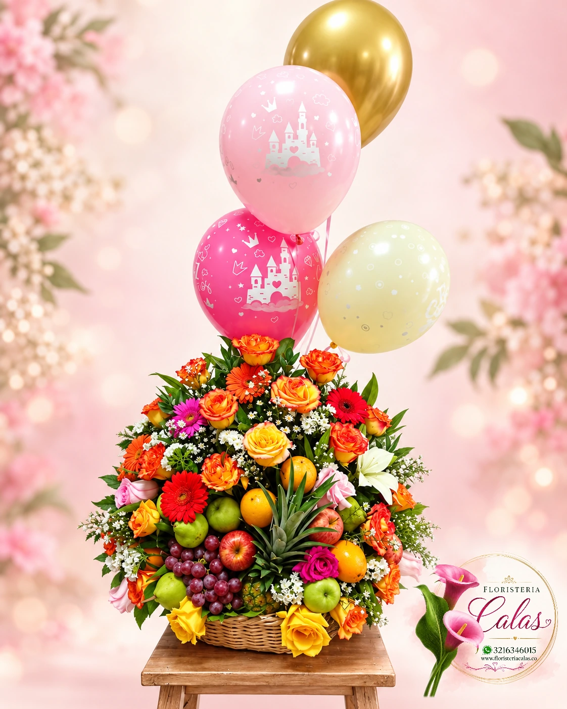 Canasta floral frutal con globos